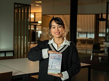 Luna Nguyen taaldocent en tekenlerares