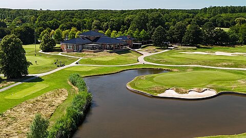 Golfclub Almeerderhout Clubhuis, welkom bij de club.